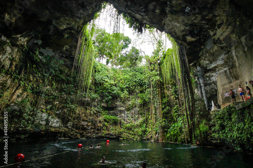 Cenote ik kil - Mexico photo