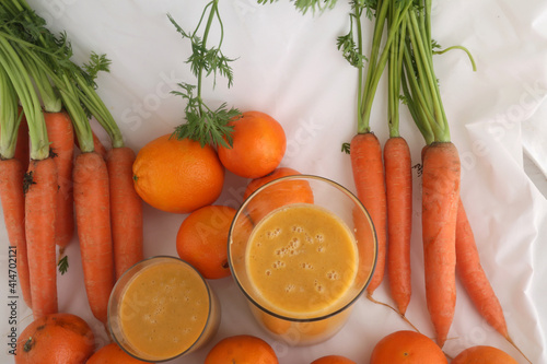 detox carrot and orange juice