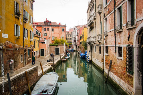 venecia canal italy