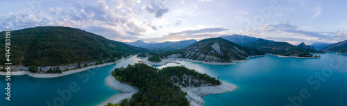 Fototapeta Naklejka Na Ścianę i Meble -  Lac de Castillon Verdon Alpes de Haute Provence France