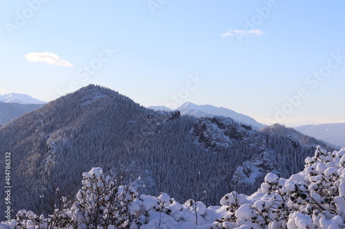 Tatry zimą, góry zimą, ośnieżone szczyty