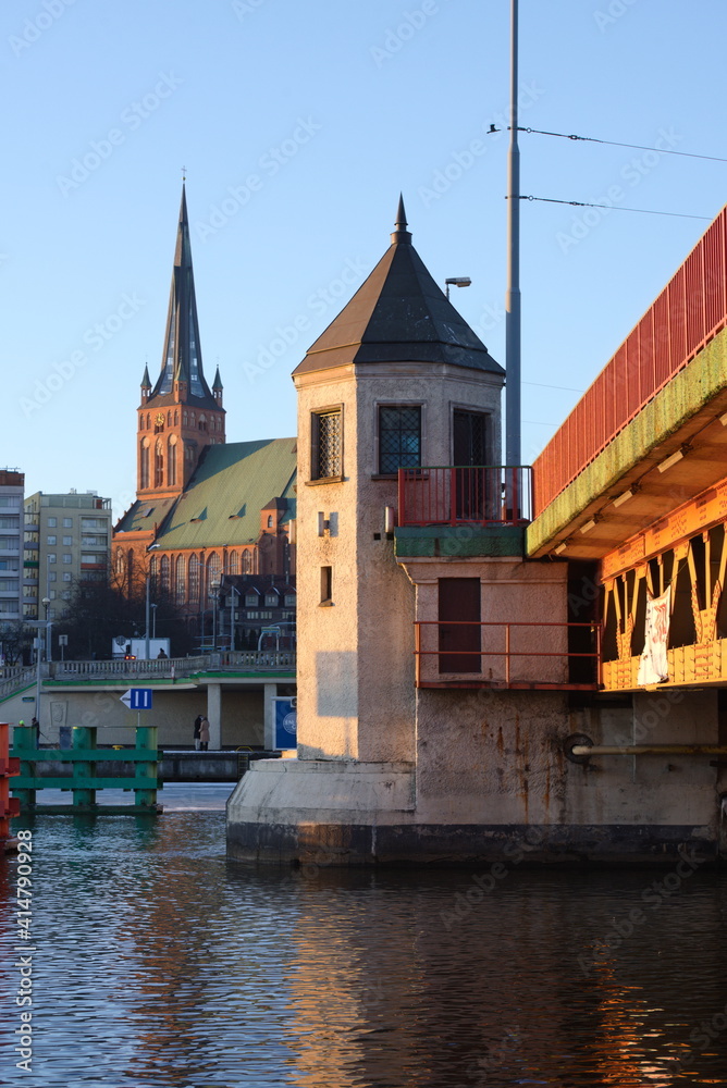 Obraz premium Szczecin, view of the long bridge over the Odra River and the city. 