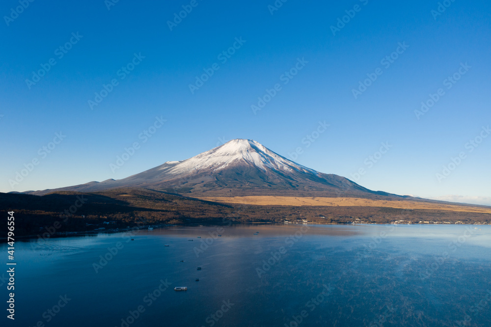 富士山　山中湖　空撮　富士五湖　冬景色