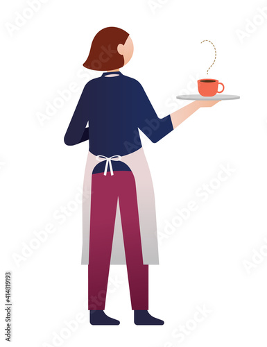 コーヒーを運ぶ女性店員