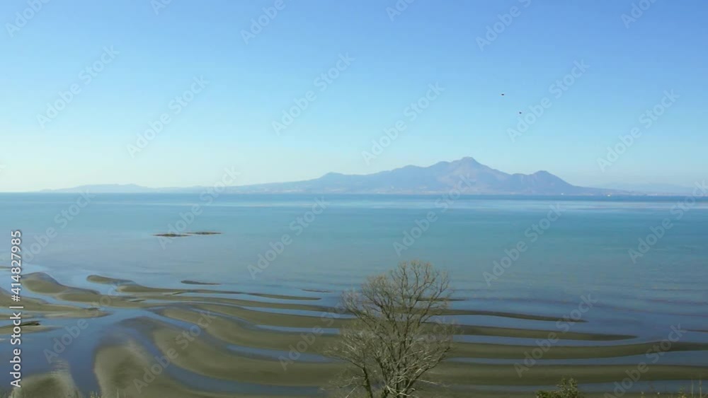 御輿来海岸と雲仙普賢岳 御輿来海岸と雲仙普賢岳