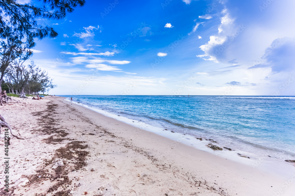 Obraz premium Plage de l’Hermitage, Saint-Gilles-les-Bains, île de la Réunion 