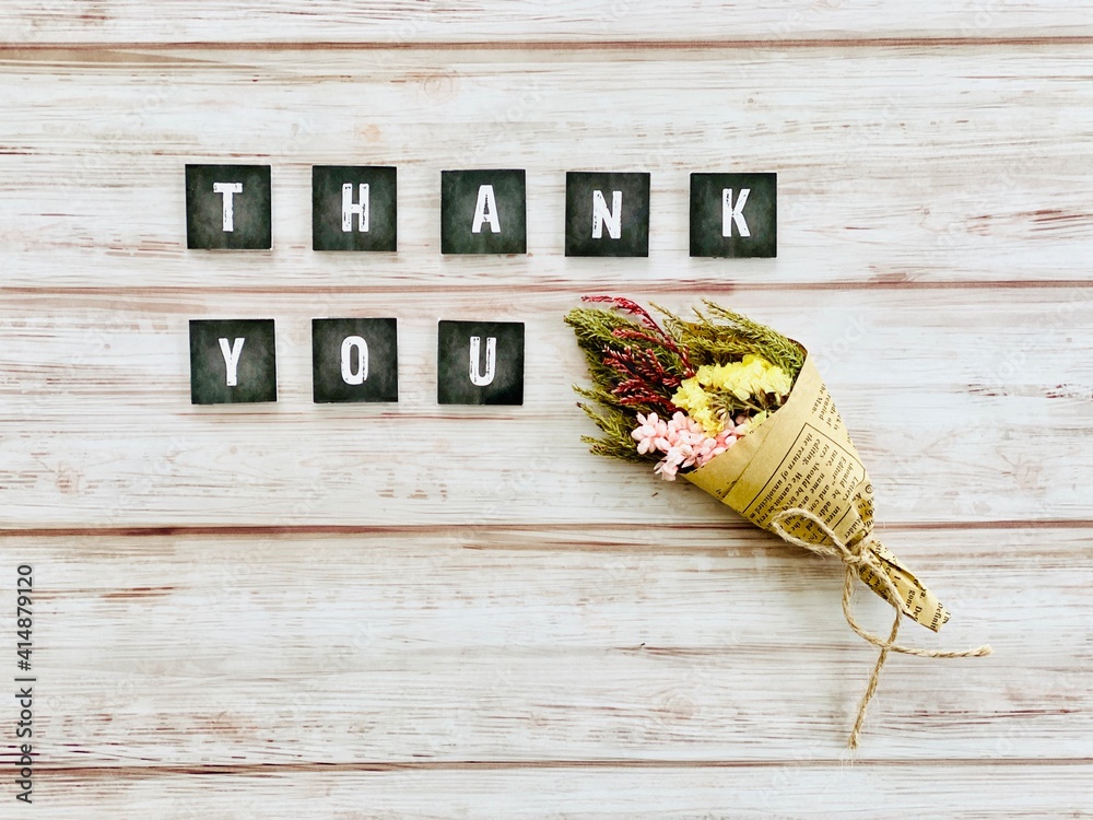 Thank You文字と花束 白板背景 Stock Photo Adobe Stock