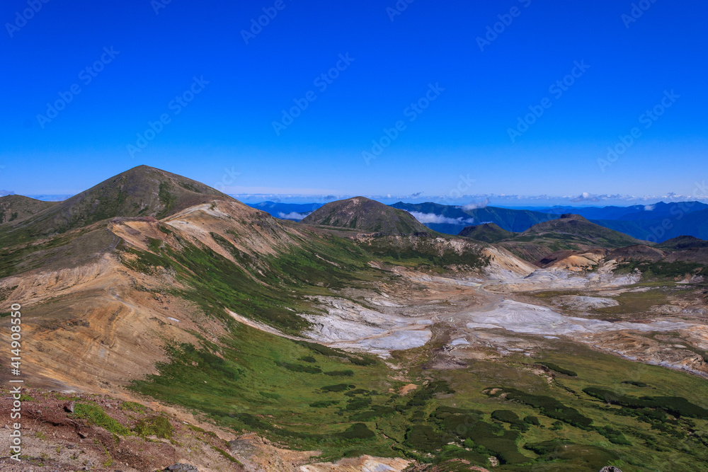 大雪山国立公園　旭岳登山道からの景色