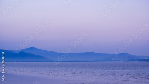 The mountains beyond the sea are like mountains