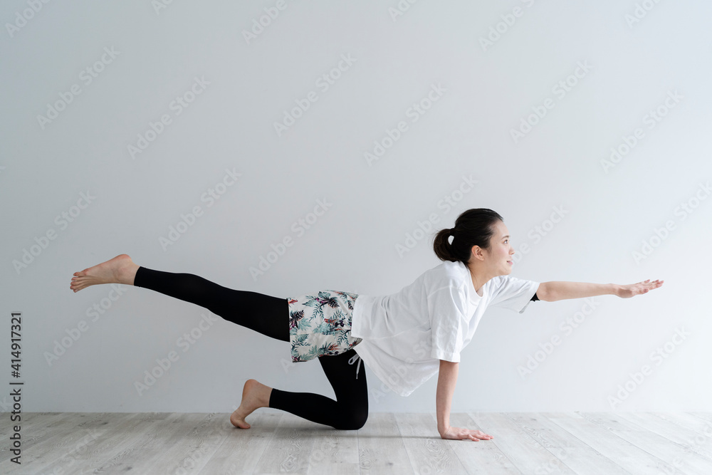 Naklejka premium スポーツウェアの女性