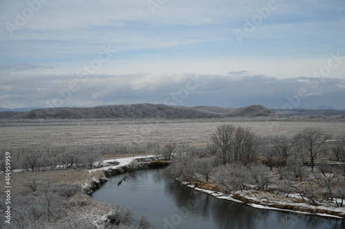 冬の釧路川と釧路湿原