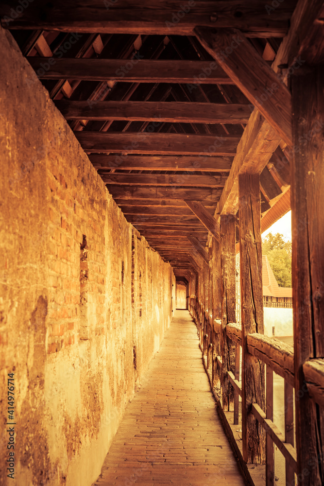 Historische Stadtmauer von  Nördlingen in Bayern