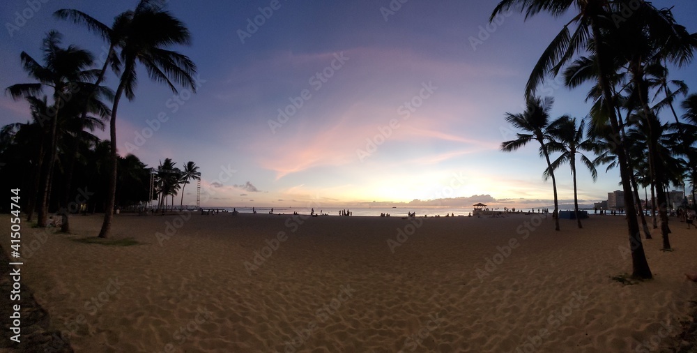 Obraz premium Hawaiian sand and sunset