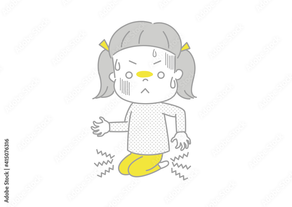 正座をして足がしびれている女の子　足がしびれて冷や汗をかいている女の子