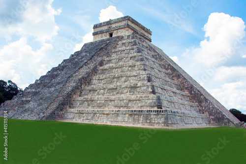 Chichen Itza Pyramide des Kukulcan photo