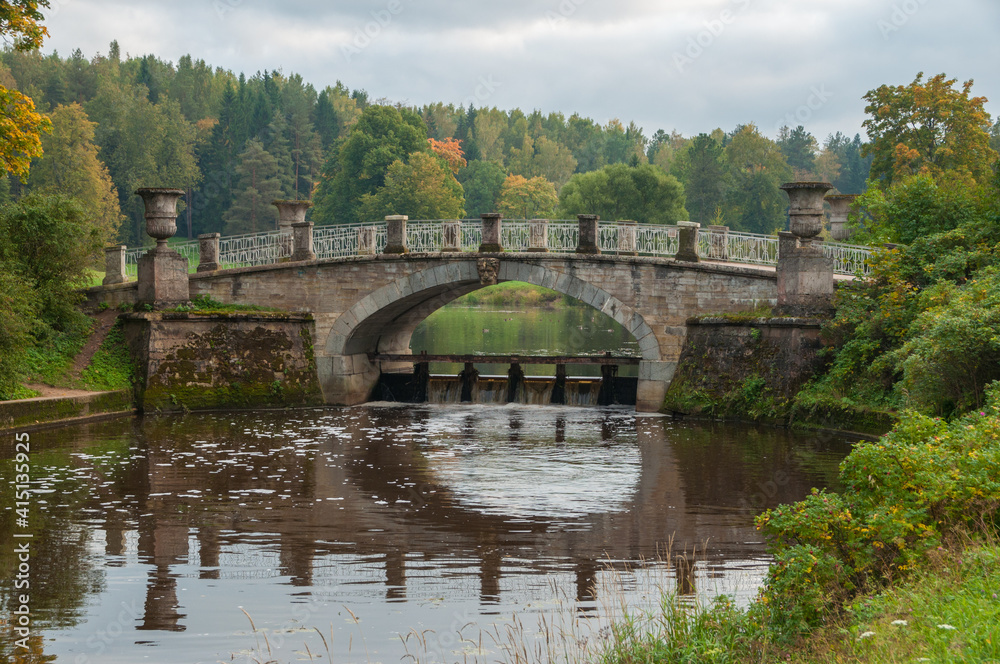 Dam bridge in the Pavlovsky park