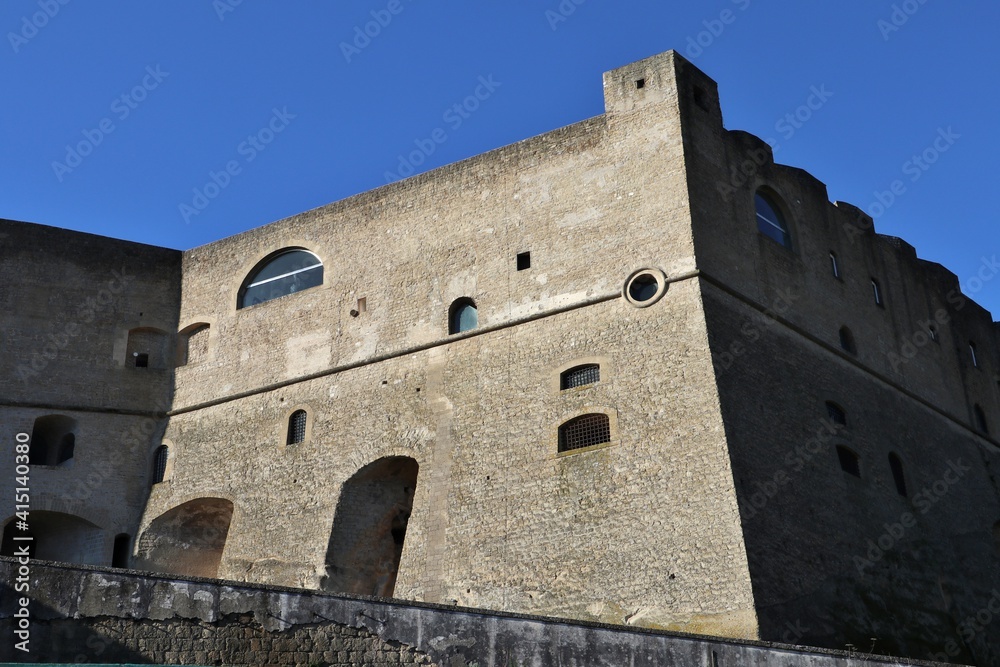 Napoli - Scorcio di Castel Sant'Elmo da Largo San Martino