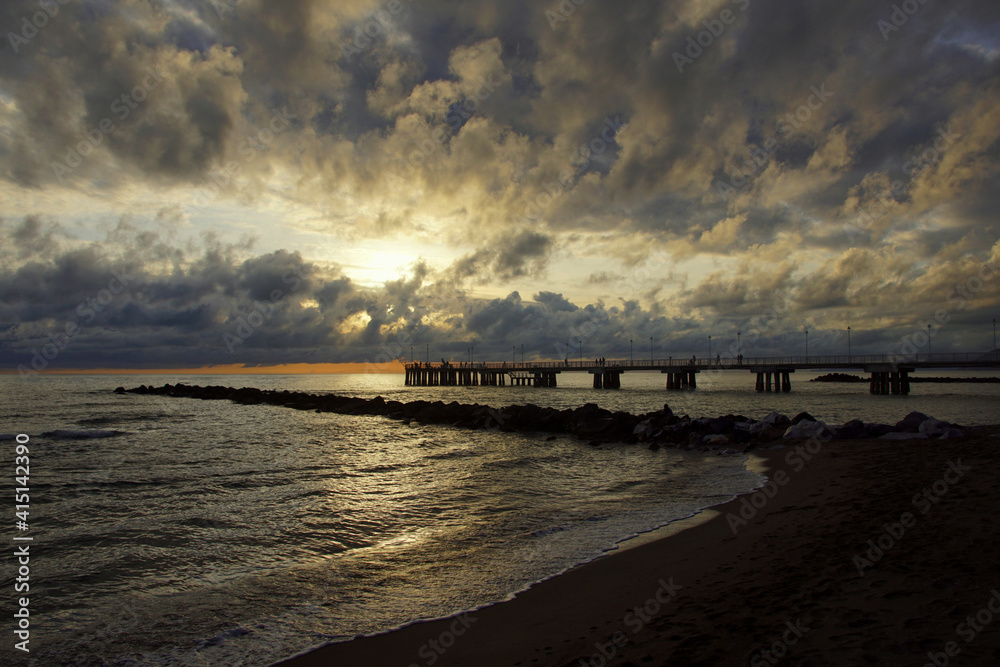 Fototapeta premium sunset at the beach