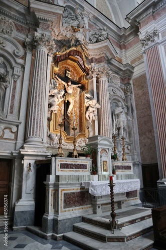 Napoli - Cappellone del Crocifisso nella Basilica di San Giovanni Maggiore