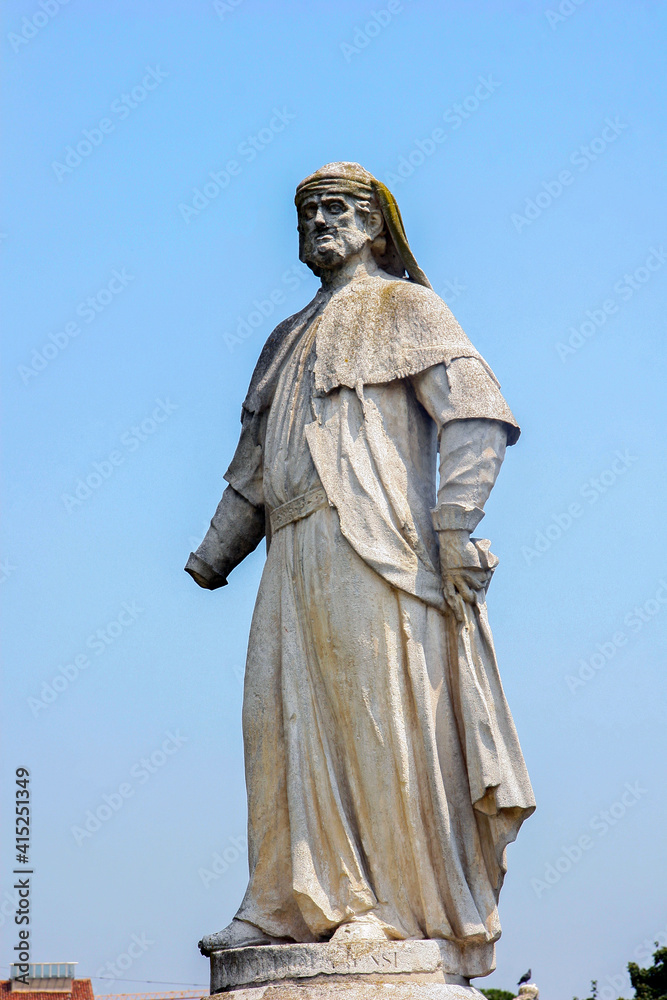 Statue of Pagano Della Torre , the 1st mayor of Padua in 1195. Is one of the 78 statues located on the largest square in Italy, Prato della Valle in Padova.