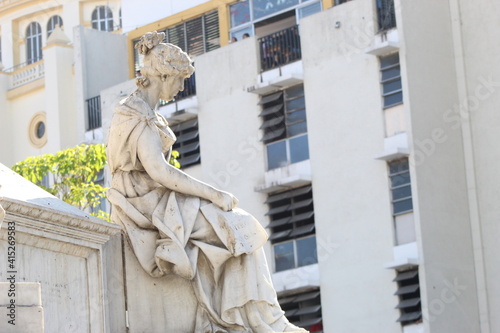 Photography statue in the city