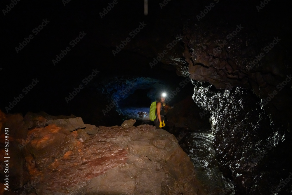 Obraz premium Lava tunnel