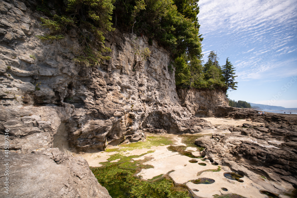 Obraz premium alien low tide sandstone landscape, Vancouver Island, BC, Canada