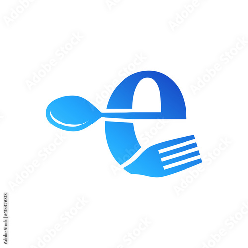 Letter E Spoon and Fork Logo Design Vecktor