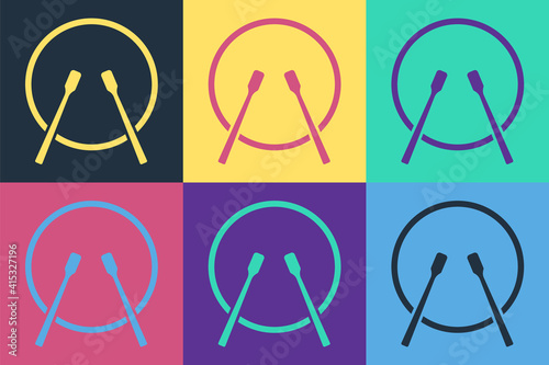 Stampa su tela Pop art Musical instrument drum and drum sticks icon isolated on color background