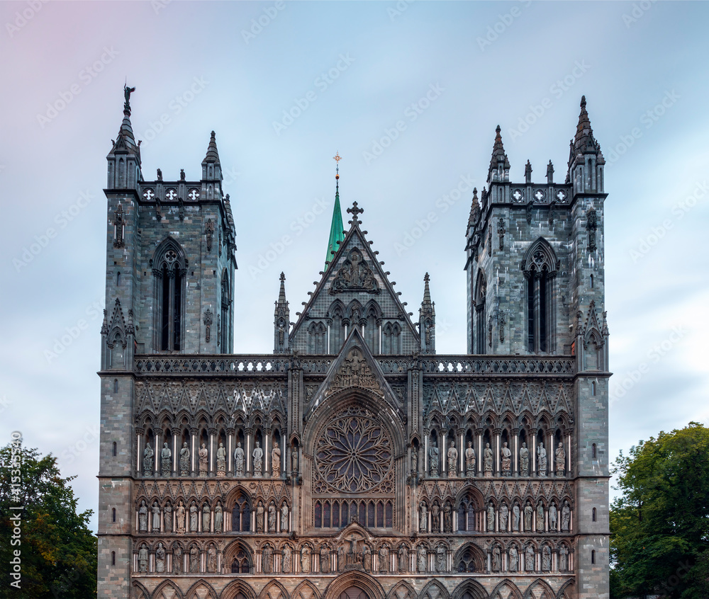 Obraz premium Nidaros cathedral Trondheim