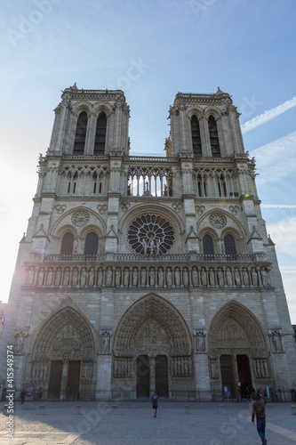 파리의 노트르담 대성당 / Notre Dame Cathedral in Paris