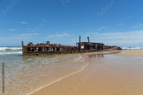 The shipwreck S.S. Maheno on Fraser Island in Queensland, Australia © Julia Hermann
