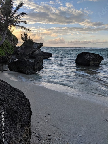 A Glimpse Between the Rocks