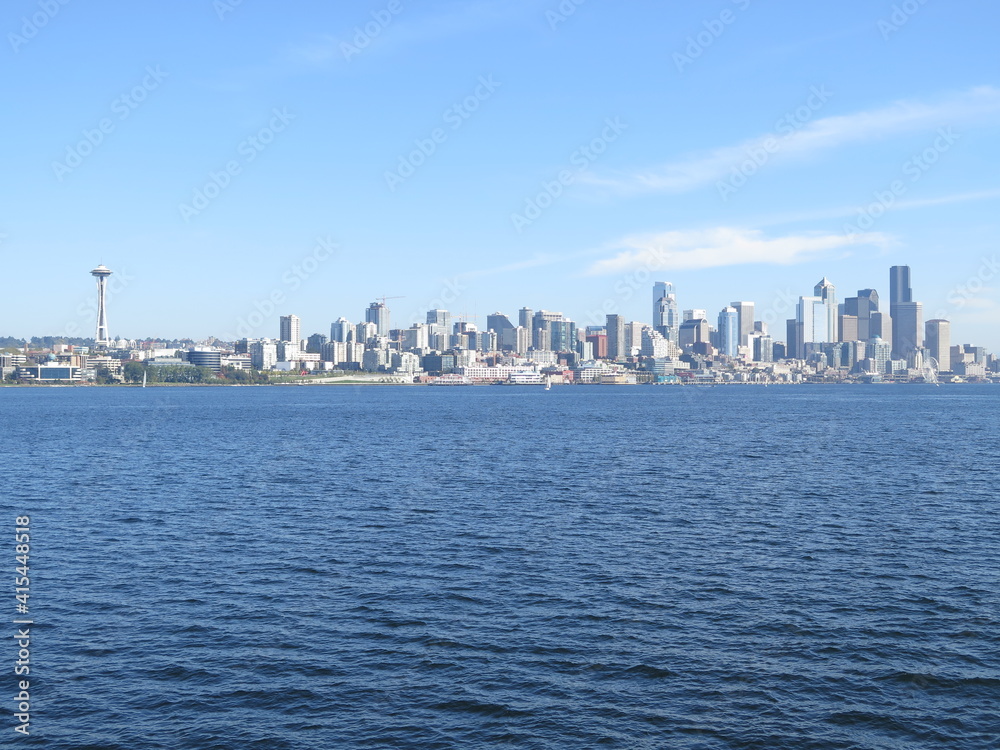 Fototapeta premium the Seattle cityscape from a boat, Washington, USA, October