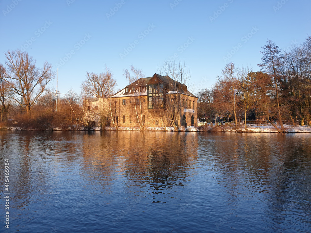 Blick zum Haus Ruhrnatur in Mülheim an der Ruhr Blick zum Haus Ruhrnatur in Mülheim an der Ruhr