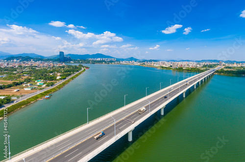 Chaozhou bridge, Chaozhou City, Guangdong Province, China © Weiming