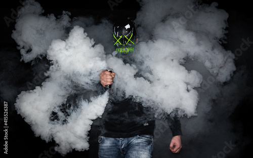 Smoke mit Maske 22