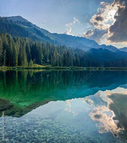 Fototapeta Naklejka Na Ścianę i Meble -  lake and mountains, nähe Garmisch