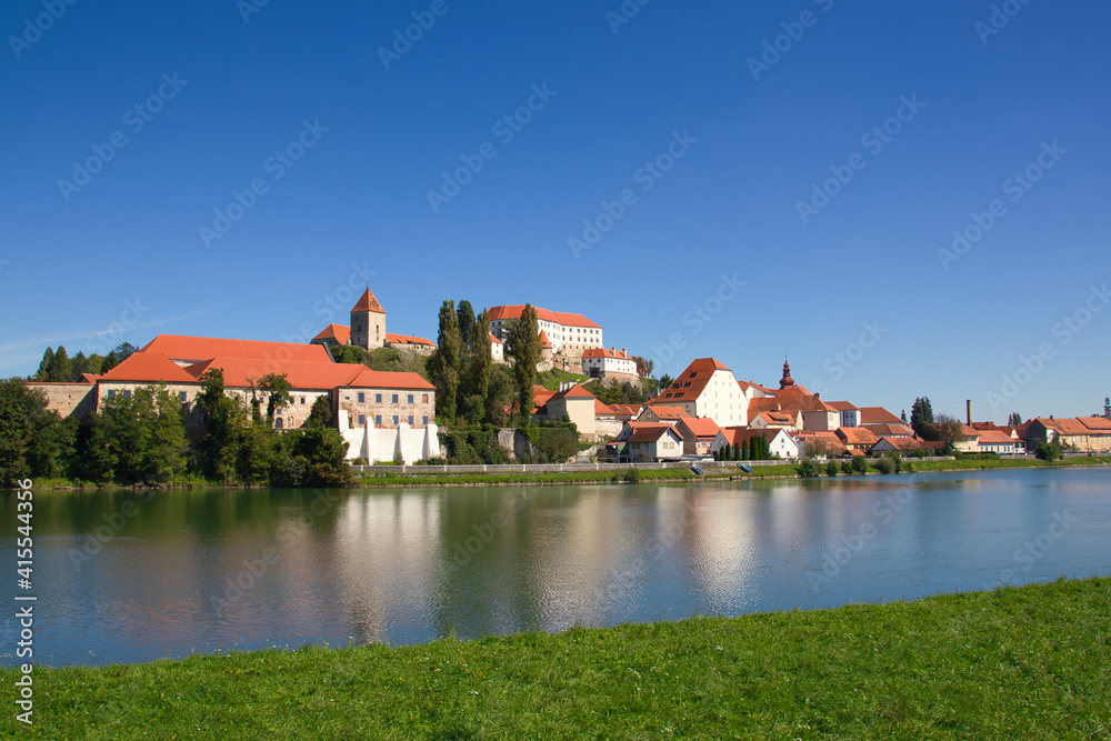 Obraz premium Ptuj panorama at the river with very blue sky Slovenia