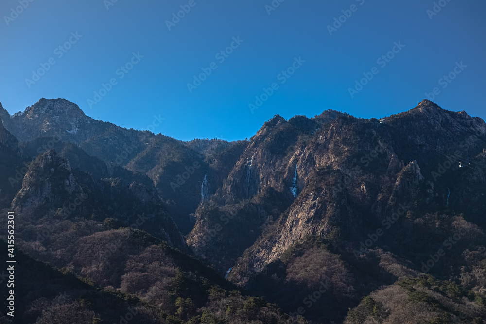 설악산 국립공원 겨울 풍경