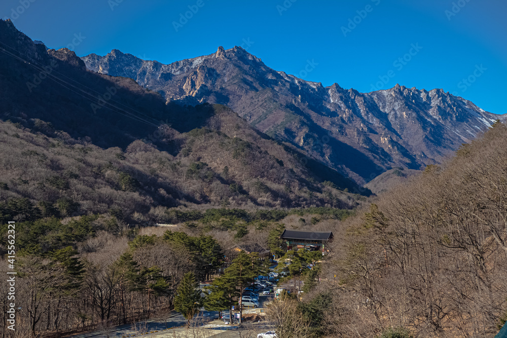 설악산 국립공원 겨울 풍경 설악산 국립공원 겨울 풍경