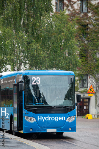 A hydrogen fuel cell bus concept