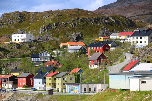 houses in the mountains
