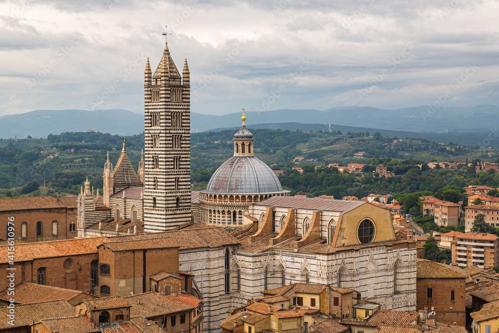 Fototapeta premium Siena view of the cathidral