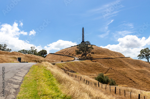 Colline de One Tree Hill, parc Cornwall à Auckland, Nouvelle Zélande photo