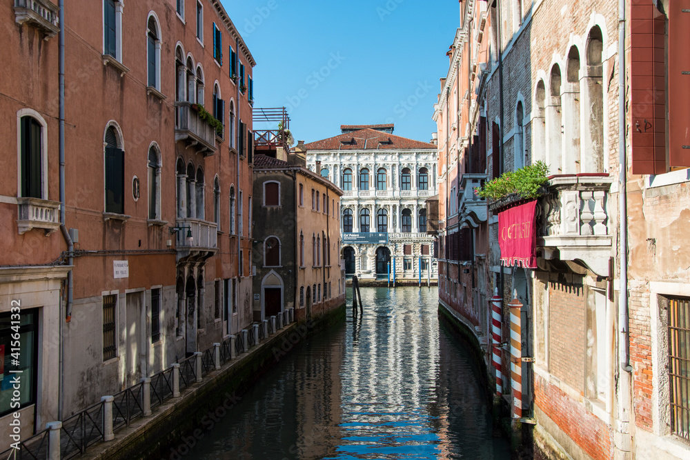 Buildings on the Grand Canal, city of Venice, Italy, Europe