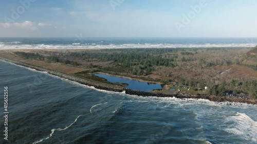 Wallpaper Mural Cape Disappointment Jetty at Waikiki Beach Viewpoint Torontodigital.ca