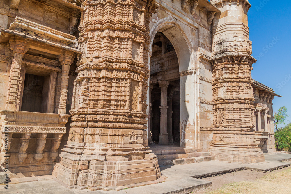 Fototapeta premium Kevda Masjid mosque in Champaner historical city, Gujarat state, India