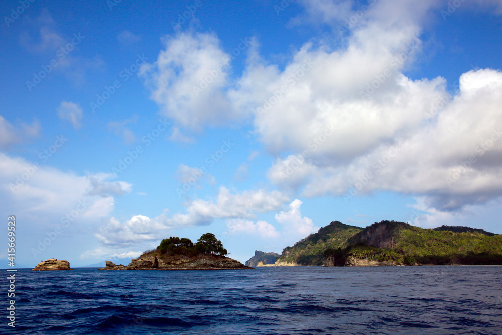 Felsen vor der Insel Siko