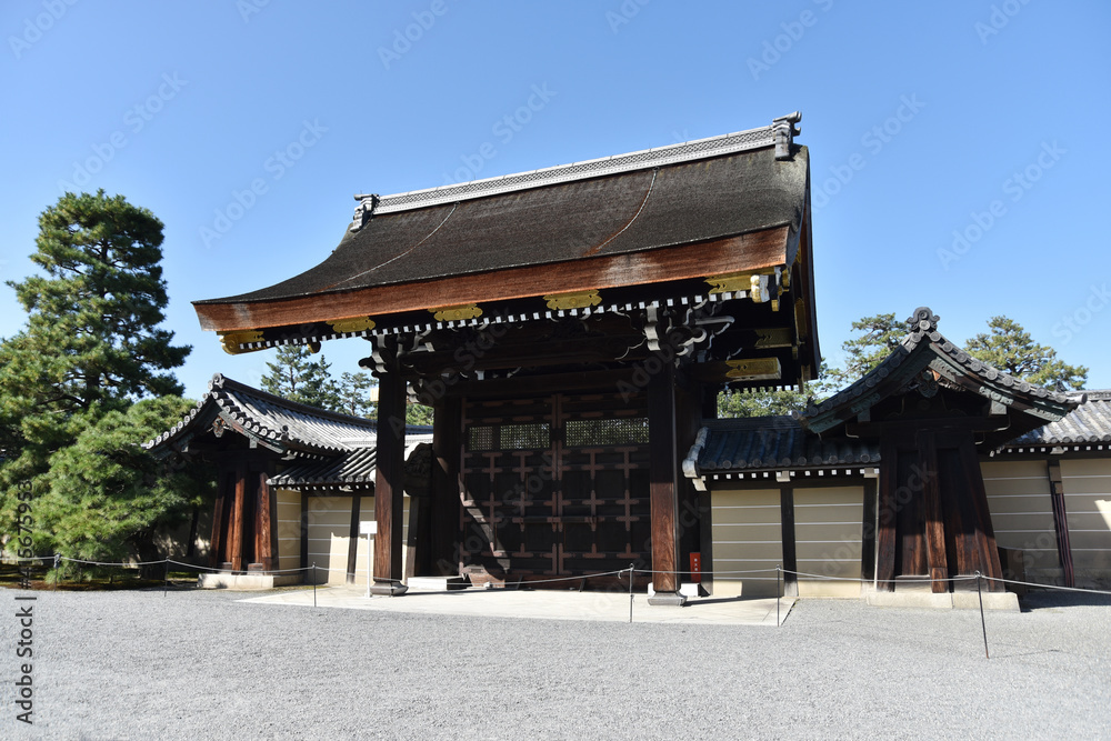 Fototapeta premium 京都御所 宜秋門 京都市